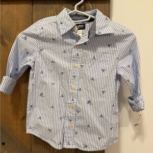 New with tags - NWT Oshkosh boys colored button down shirt size 4T
